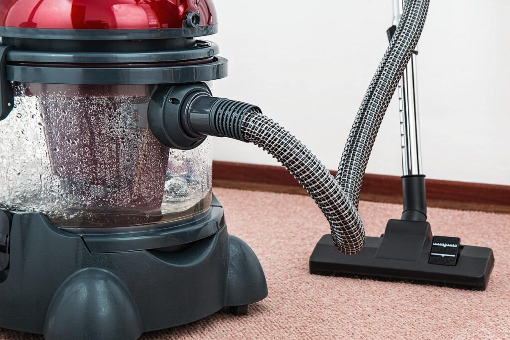 same day cleaning Houston vacuuming carpet during move-out cleaning