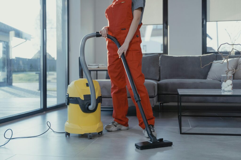 This is the ideal time to start recurring cleaning so the home stays in the “maintenance zone” instead of drifting back toward higher deep cleaning cost levels in the future.